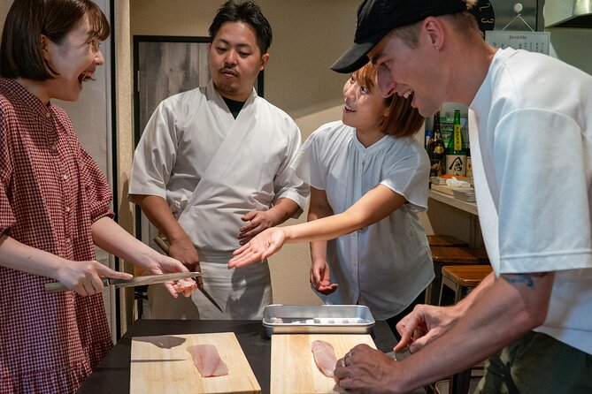 Tokyo: Japanese Knife Skills and Sashimi & Tempura Cooking Class - Tempura and Lunch: Eating After You Learn