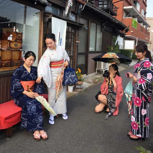 Tokyo: Kimono Dressing, Walking, and Photography Session - Weather, Stairs, and Heat: The Real-World Considerations