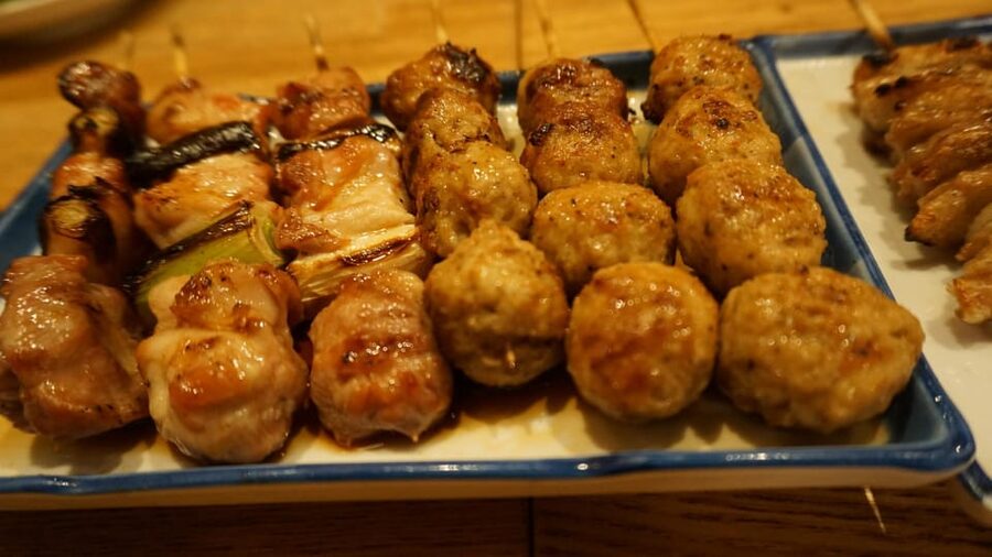 Tokyo: Locals´ Secret Food Tour // Eat like a Japanese - Guides who actually live in Tokyo (and use real names)