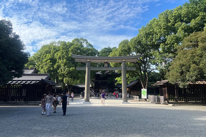 Tokyo: Meiji Shrine and Shinto Culture Walking Tour - The centerpiece dedication: Emperor Meiji and Empress Shoken