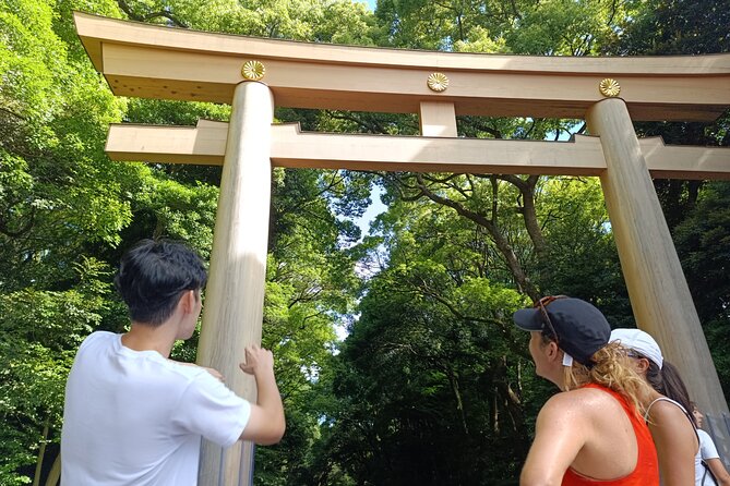 Tokyo: Meiji Shrine and Shinto Culture Walking Tour - The artificial forest walk: why this shrine feels different