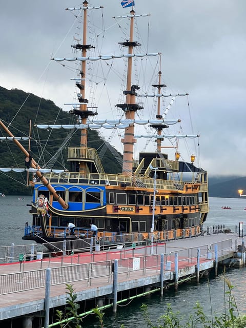 Tokyo: Mount Fuji & Hakone Private Tour with Guide - Hakone by ropeway and cable car: Owakudani views, with time kept in mind