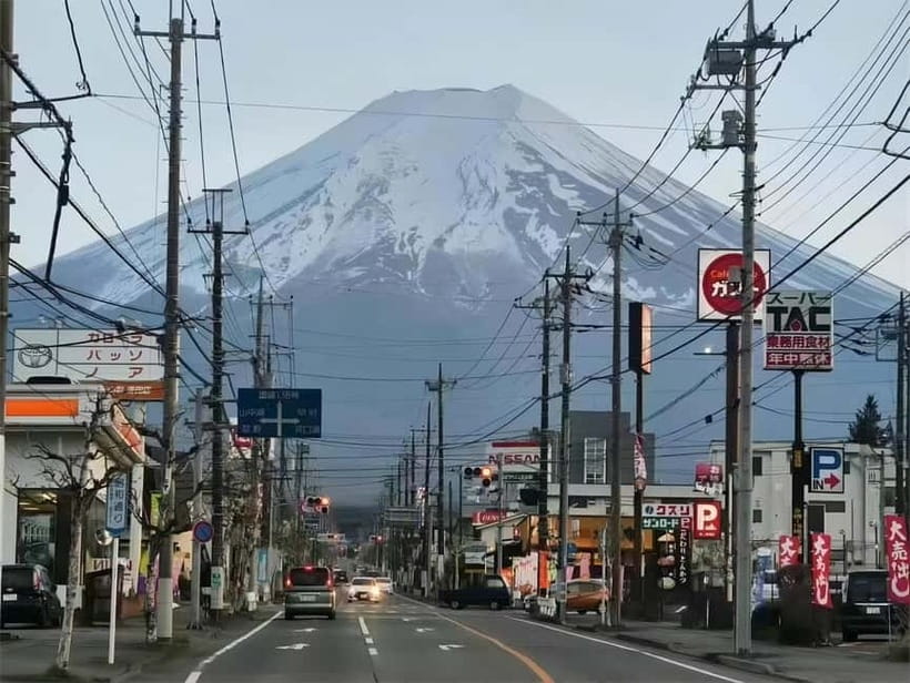 Tokyo: Mt. Fuji & Lake Kawaguchi Instagram Full Day Trip - Starting at Tokyo Station and why timing matters