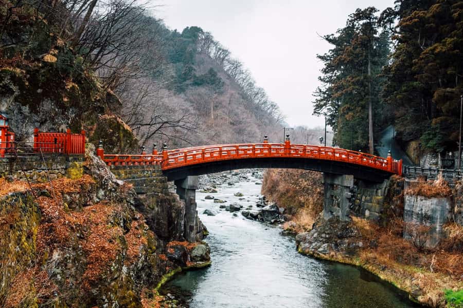 Tokyo: Nikko Day Tour Shrines, Lake Chūzenji & Kegon Falls - Comfort and walking: what to pack for Nikko’s day