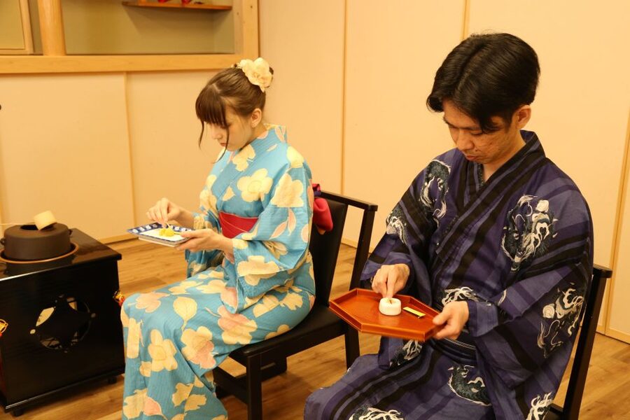 Tokyo: Practicing Zen with a Japanese Tea Ceremony - Noise rules and etiquette: how to help the room feel Zen