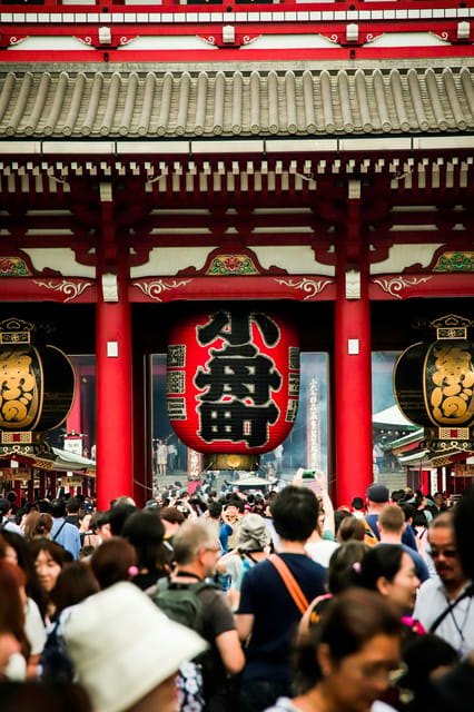 Tokyo: Private Customizable City Tour with Chauffeur - Ginza, Takeshita Street, and Omotesando: shopping variety in a controlled dose