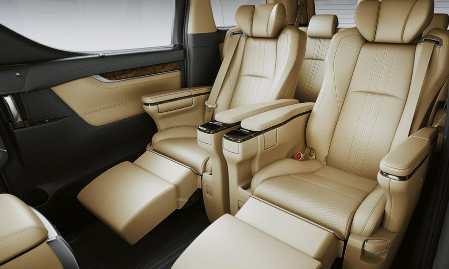 Tokyo: Private Customizable Day Tour of Tokyo - Choosing between the 7-seater and 10-seater vehicle