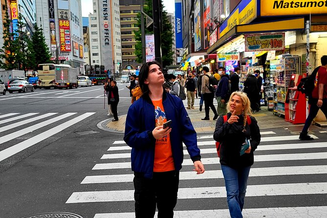Tokyo Private Customized Walking Tour (Option Car Tour Available) - Route Style A: Shinjuku to Meiji Shrine, Then Harajuku and Shibuya