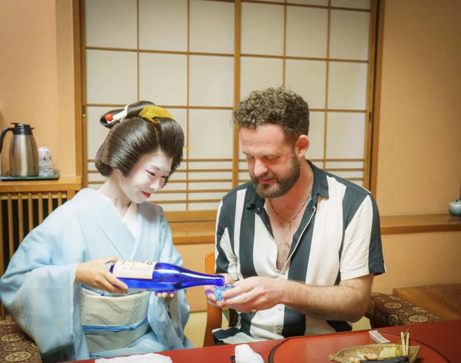 Tokyo: Private dinner with Geisha at a Member's only Ryotei - Entering the Member-Only Ryotei: Where the Atmosphere Changes