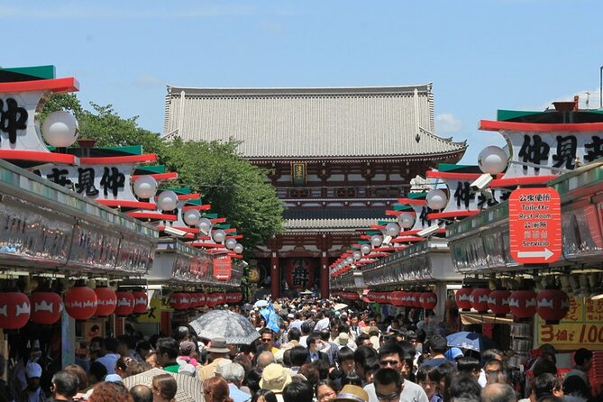 Tokyo Private Guided 1/2-Day Walking Subway Tour English guide - Stop 1: Meiji Jingu Shrine (The 1920 Shrine in a Forested Reset)