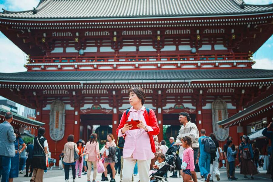Tokyo Private Local Walking Tour (Must See Places in 1 Day) - Tsukiji Outer Market: snacks, sights, and easy momentum