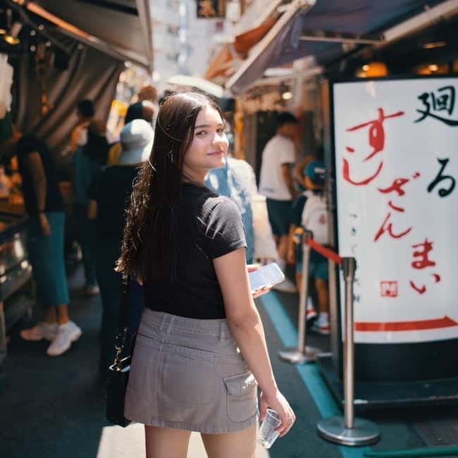 Tokyo: Private photo shoot - Meeting in Tokyo: what your hour starts to feel like