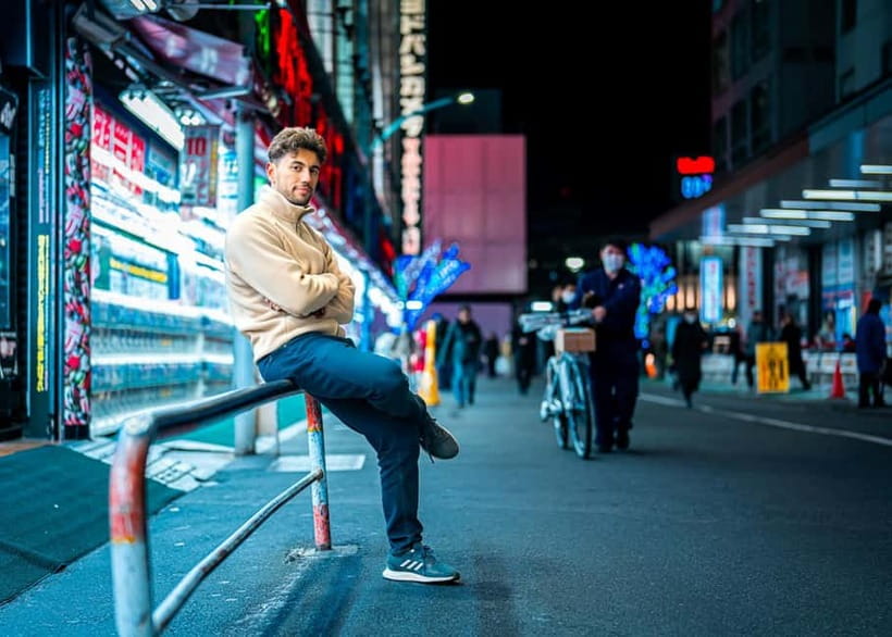 Tokyo: Private Photo Shoot with a Professional Photographer - Price and value check: $180 per group up to four