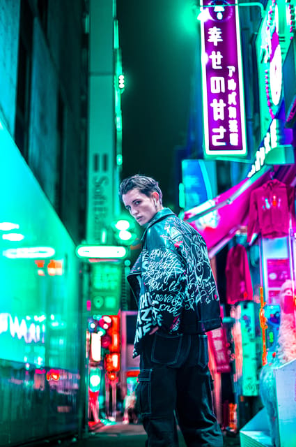 Tokyo Private photo tour with Nightstreet Neon photographer - Key things that make this tour a smart choice