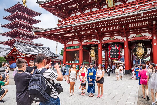 Tokyo Private Sightseeing Tour by Car- English speaking chauffeur - Tsukiji Outer Market: eat first, wander after