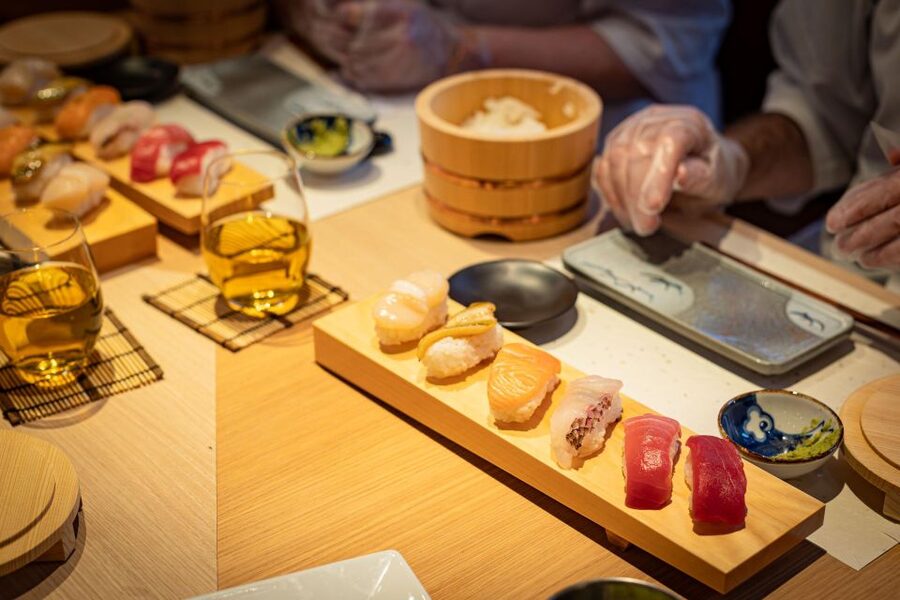 Tokyo Professional Sushi Chef Experience - Fish Prep Demonstrations and Your Sushi Tastings