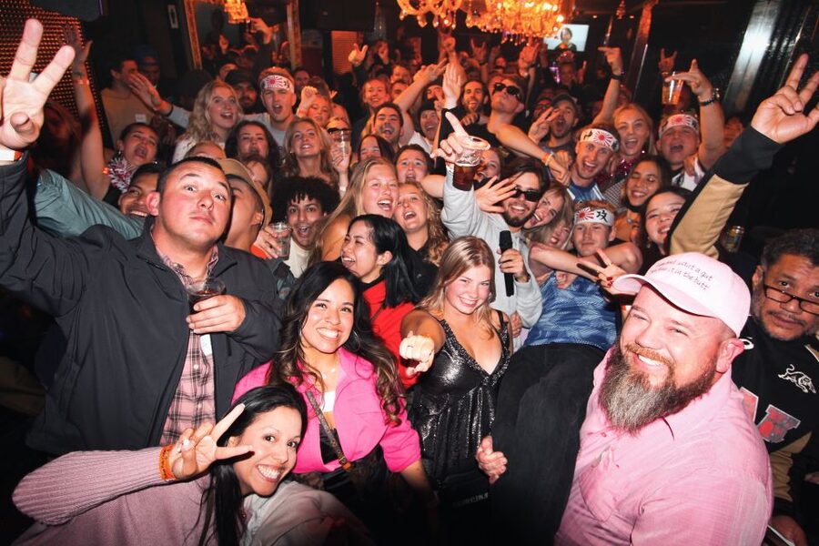 Tokyo: Pub Crawl and Bar Tour - The Hosts and Group Energy: Why People Make Friends Fast