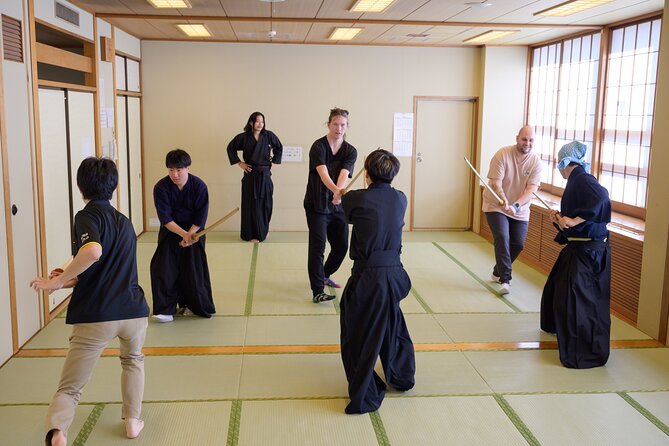 Tokyo: Samurai Adventure! Authentic Sword Action Experience - A Nice Extra: Friendly Guidance Beyond the Sword