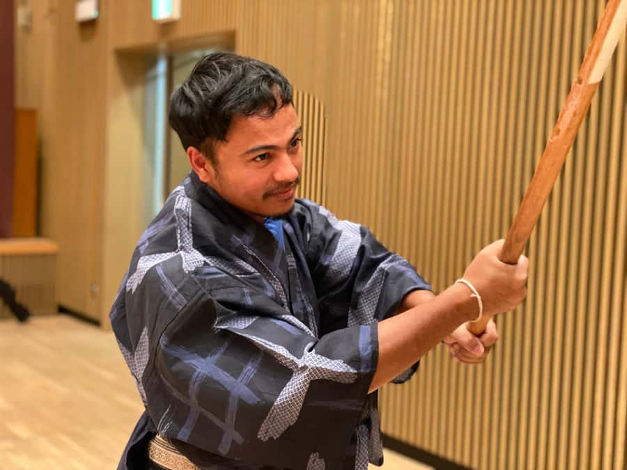 Tokyo: Samurai Experience with a real sword - Your Souvenir Package: Video, Photos, and the Commemorative Shoot