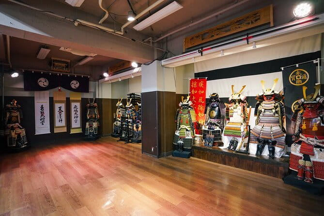 Tokyo Samurai Experience - Starting at Aoyama Flower Market near Iidabashi
