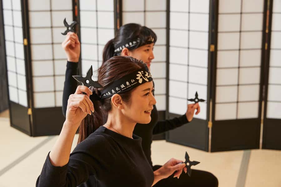 Tokyo: Samurai Ninja Museum Guided tour and Experience - The Guided Tour in English: Why the Pacing Matters