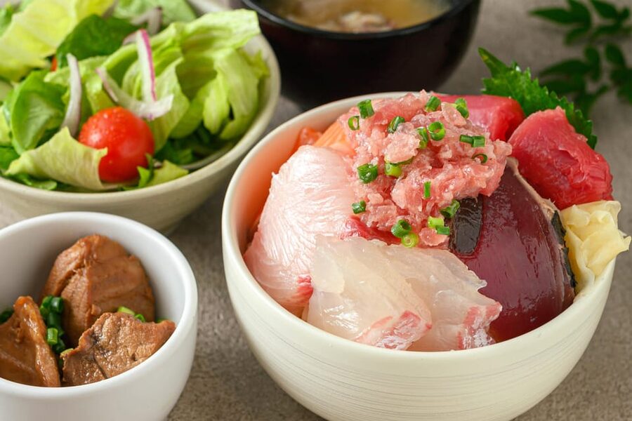 Tokyo Seafood Buffet Restaurant-Iroha, Meal & Tuna Filleting - How the Buffet Works: What 50 Dishes Lets You Build