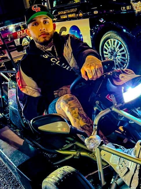 Tokyo: Shibuya and Shinjuku Streets Guided Go-Karting Tour - Driving in Japan: The Paperwork That Can Make or Break Your Ride