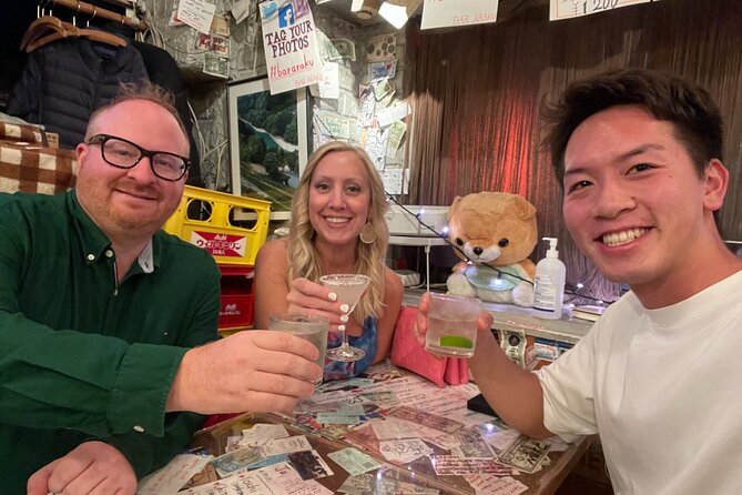 Tokyo: Shibuya Local Bar & Izakaya Crawl Tour - Stop 2: Miyashita Park for a breather before the bars