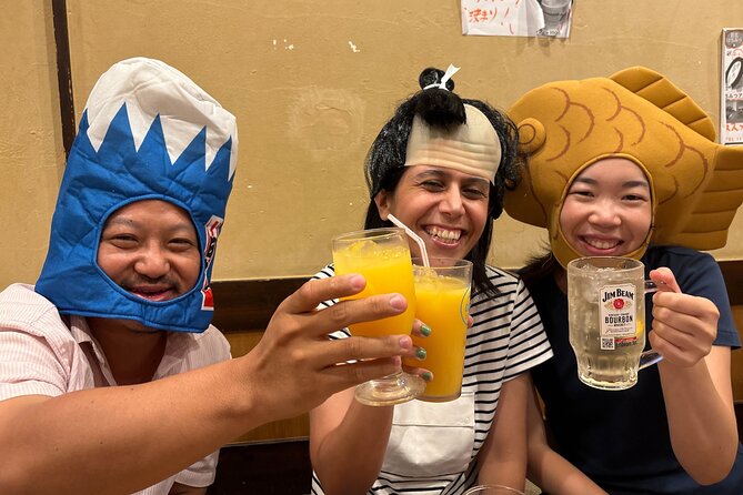Tokyo Shinjuku Bar Hopping –Wagyu , Ramen & 7 Dishes - Games, sharing, and what you can actually take away