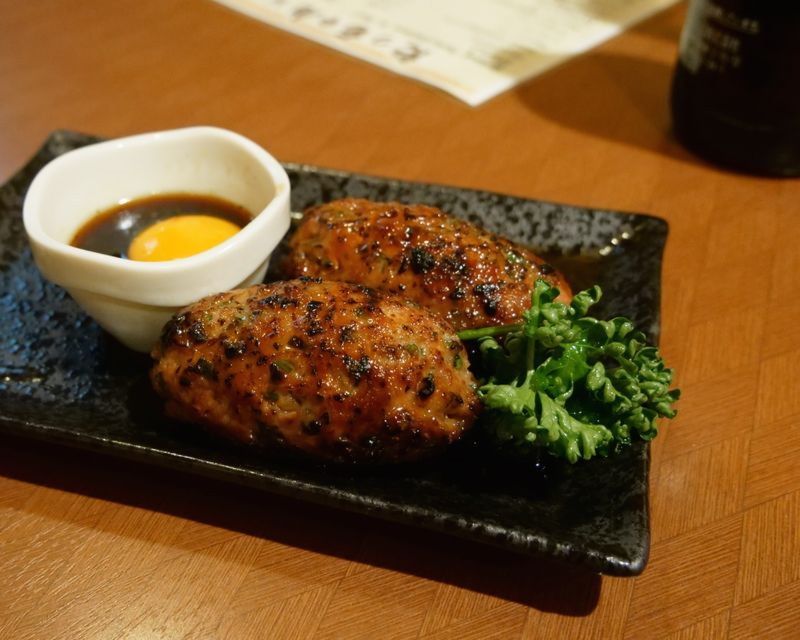 Tokyo: Shinjuku Bar Hopping with All-You-Can-Drink & Dinner - Food choices, vegetarian limits, and picky-eater reality