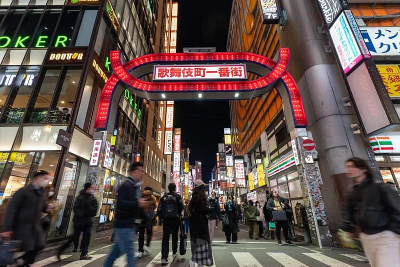 Tokyo: Shinjuku Golden Gai Bar Hopping Night Tour - Beer and Snacks Tasting: What Included Means in Real Life