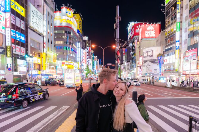 Tokyo Shinjuku Night Photo Tour with Pro Gota - Hanazono Shrine: The Fast Switch From Neon to Calm