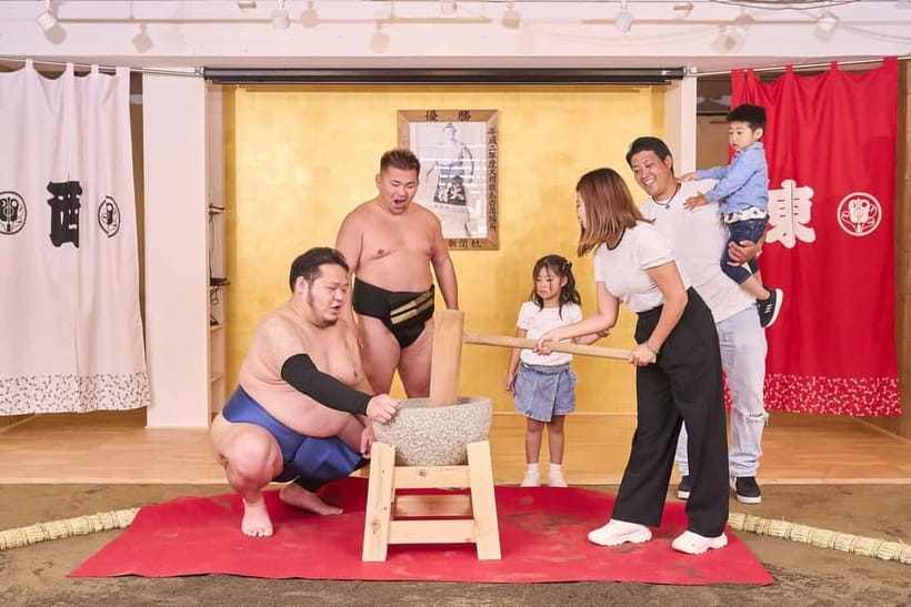 Tokyo Sumo Experience: Chanko & Mochi with a Former Pro - When you should rethink it