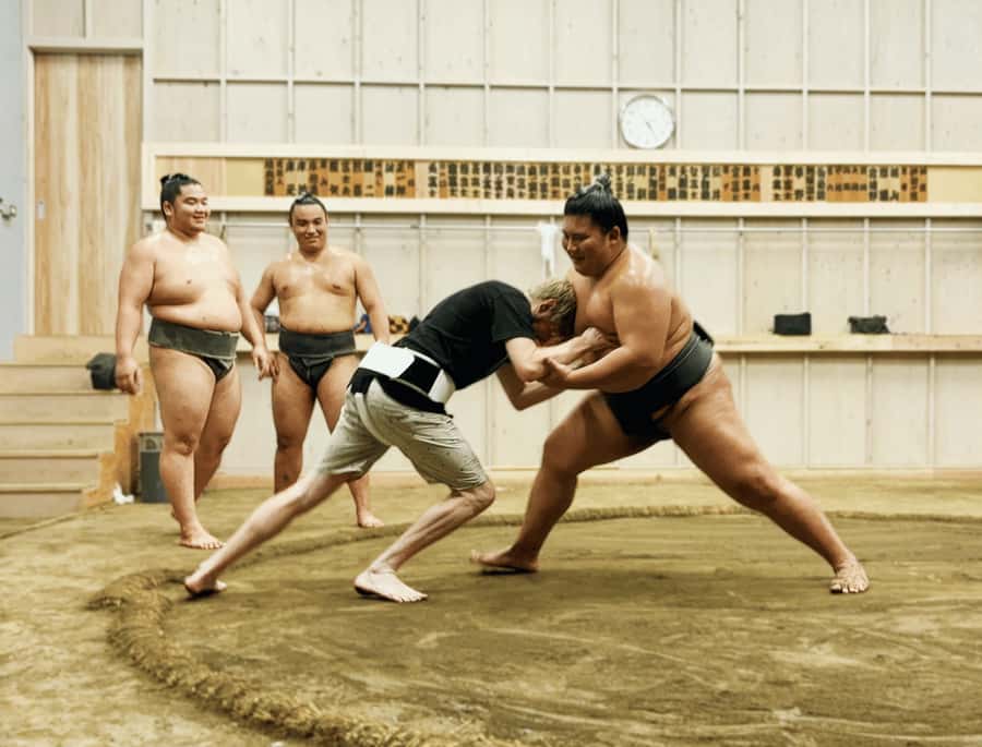 Tokyo Sumo Morning Practice: Witness the Life of a Wrestler - A Yokozuna stable, where mornings have structure