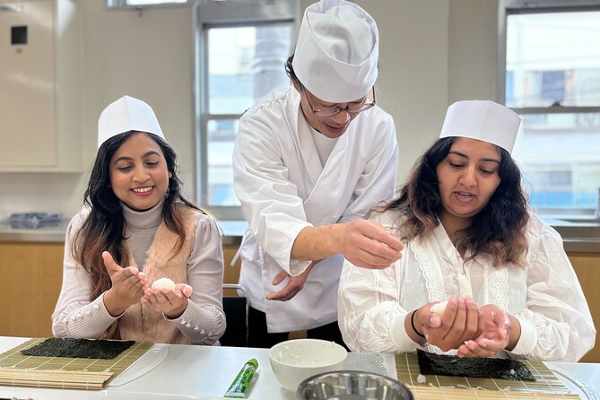 Tokyo Sushi Making Class in Tsukiji with Professional Chef - Fish disassembly and knife basics with the sushi master