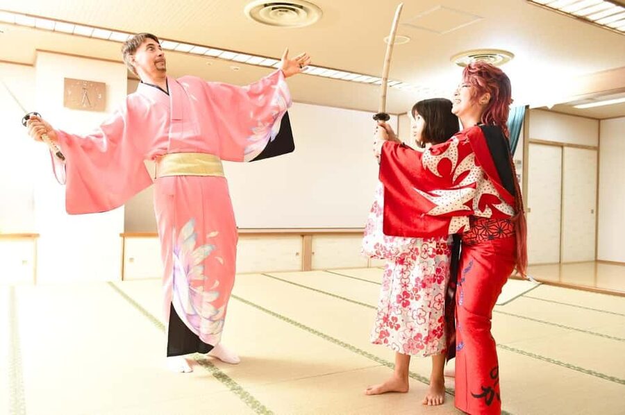 Tokyo: Taishu Engeki Show with Kimono and Sword Lesson - Who should book this (and who should skip)
