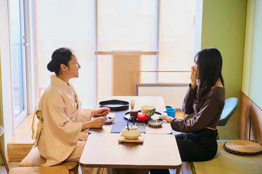 Tokyo: Tea Ceremony & Japanese Traditional Sweets - What happens in your first moments: a calm welcome and clear English guidance
