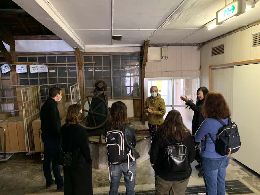 Tokyo: Toshimaya Sake Brewery Tour with Sake Tasting - Tokyo’s oldest sake at Toshimaya: what makes it worth your time
