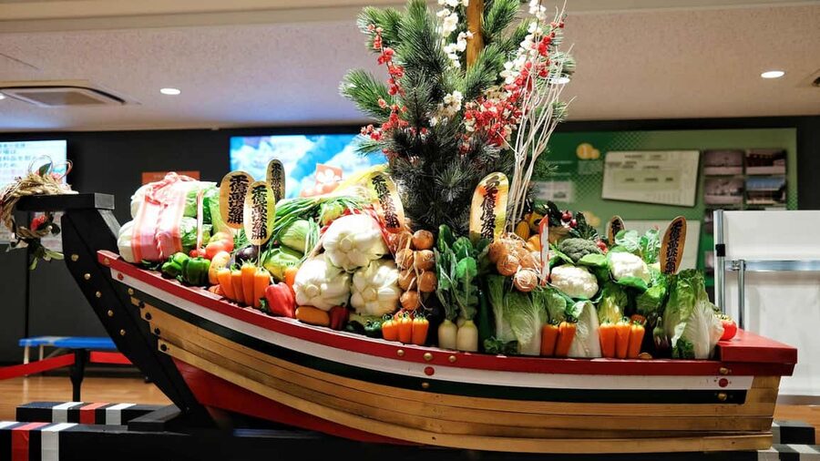 Tokyo: Toyosu Tuna Auction &Tsukiji Market Gourmet Adventure - Timing, meeting point, and the early-morning reality check