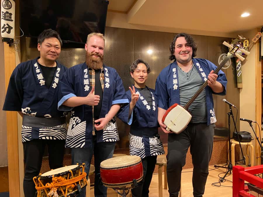 Tokyo: Traditional Asakusa Music Show with Dinner - Should you book this Asakusa traditional music dinner?