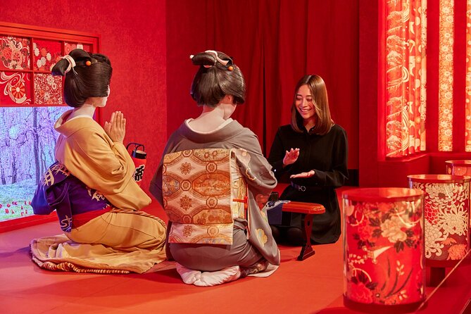Tokyo Traditional Geisha Show and Japanese Fine Dining Experience - The geisha dance show: performance you can read
