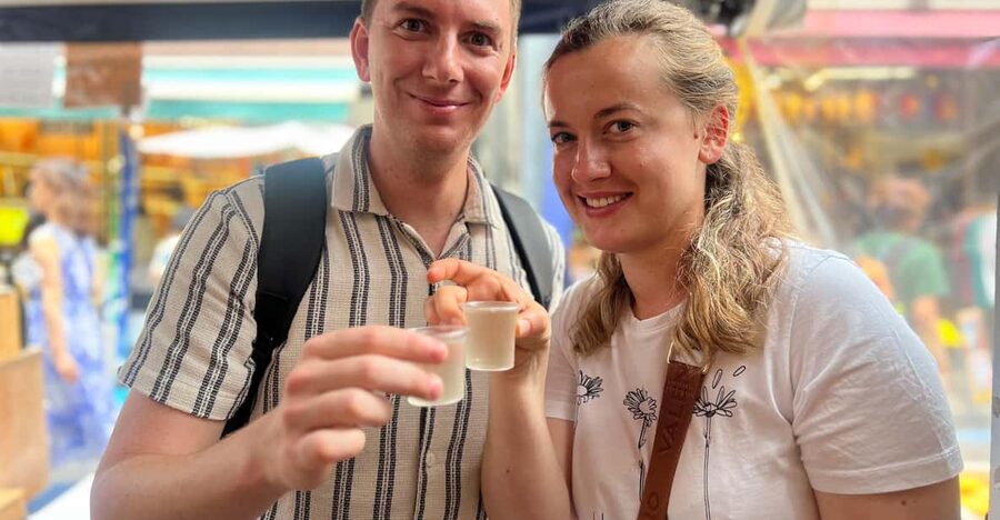 Tokyo: Tsukiji Fish Market Guided Walking Tour - Key highlights you’ll feel right away
