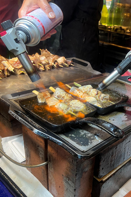 Tokyo: Tsukiji Fish Market Guided Walking Tour - Tsukiji Outer Market: how the guide keeps you on the right streets