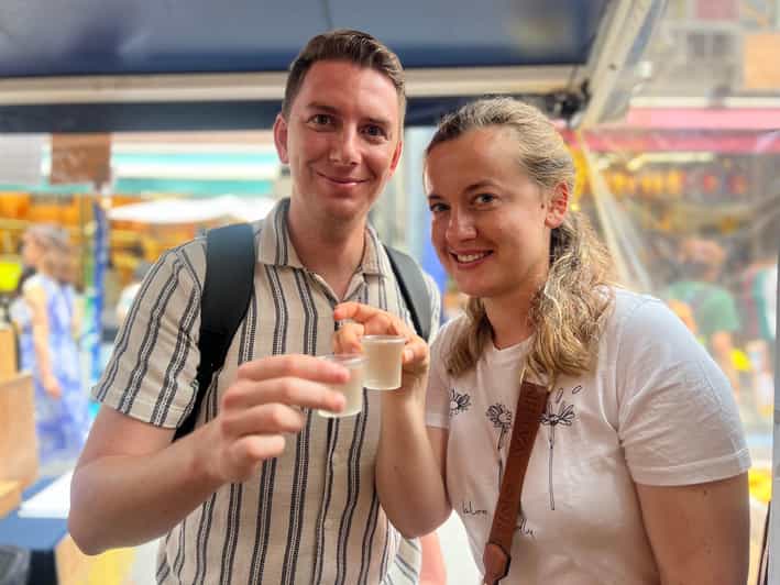 Tokyo: Tsukiji Fish Market Guided Walking Tour - What you really get for $22