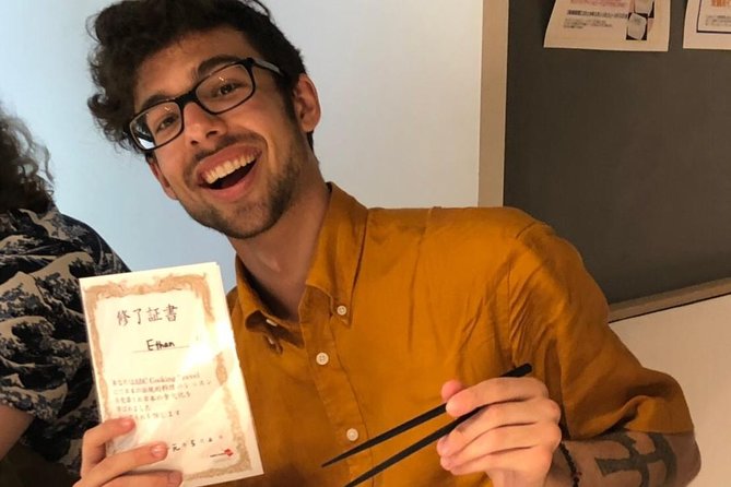 Tokyo Tsukiji Fish Market Tour and Sushi Making Lesson - The transition to ABC Cooking Studio: why the bus ride is part of the value