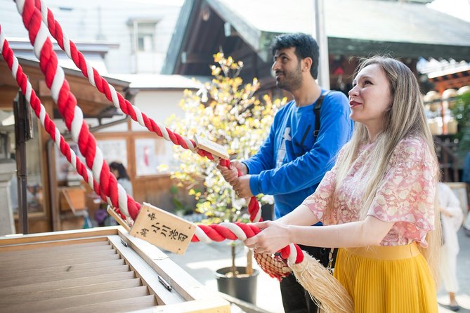 Tokyo Tsukiji Fish Market Tour and Sushi Making Lesson - Inside the class: making sushi roll and tamagoyaki (washoku style)