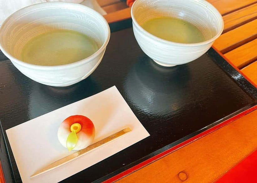 Tokyo: Tsukiji Market and Hama-rikyu Gardens Guided Tour - How to make this work in real life (wear, pace, and expectations)