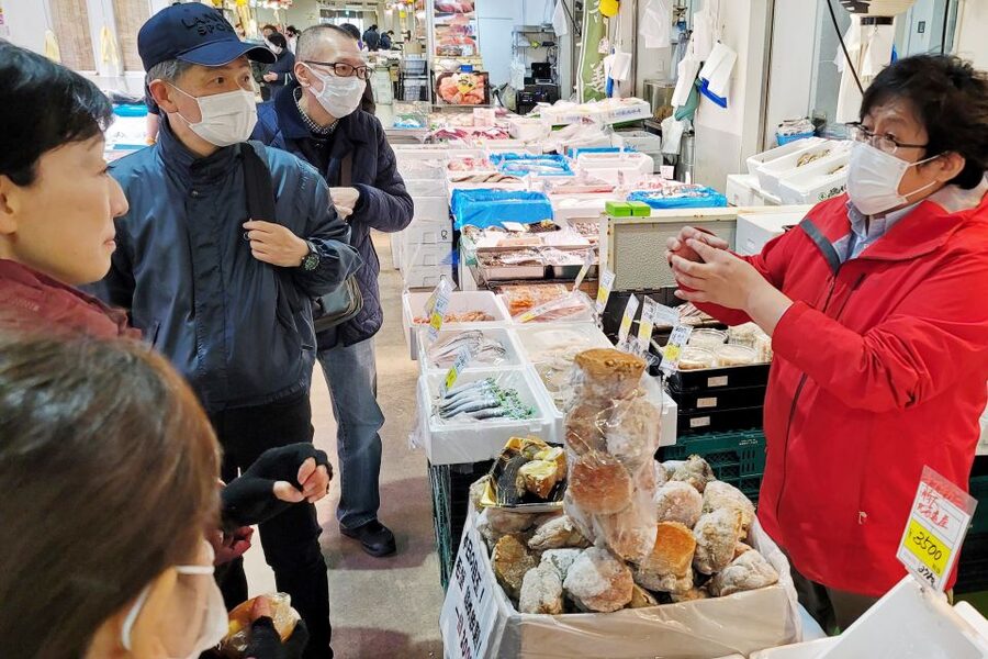 Tokyo: Tsukiji Market Guided Tour & Sushi-Making Experience - Practical Tips Before You Go