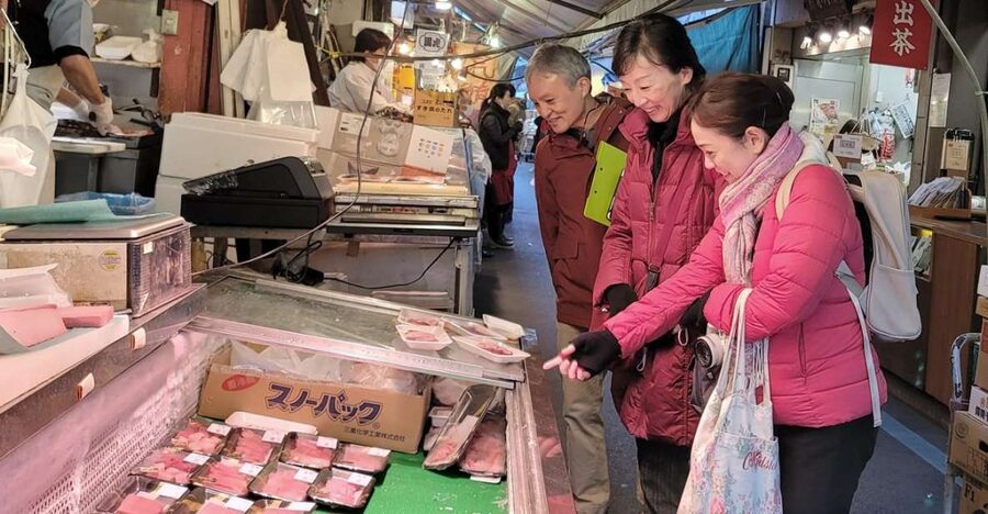 Tokyo: Tsukiji Market Guided Tour & Sushi-Making Experience - Tsukiji Outer Market Starts at Tsukiji Hongwanji Temple