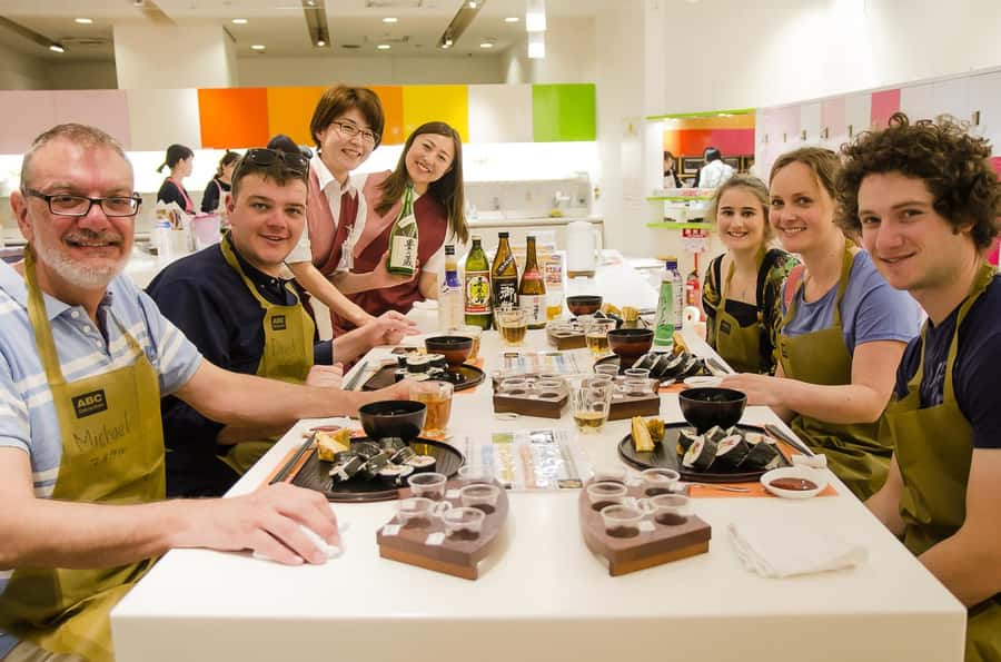 Tokyo: Tsukiji Market Walking Tour & Sushi Cooking Class - ABC Cooking Travel Class: Temari Sushi, Maki Sushi, Tamago Yaki, and Miso Soup